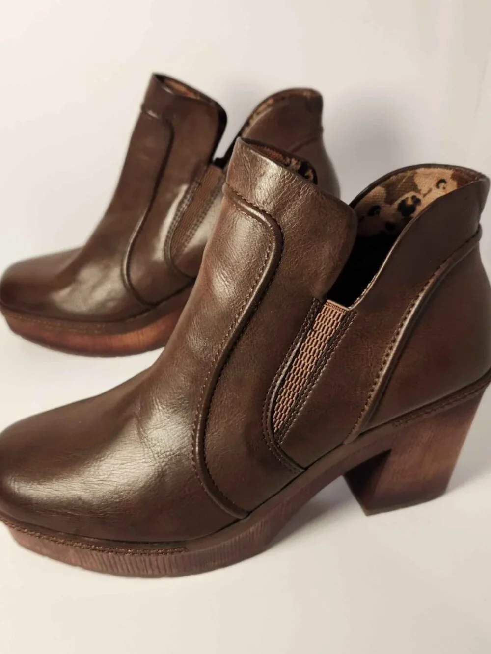 Women's Korks Robin Clog Bootie